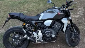 Honda CB 1000 R + Neo Sport Cafè (2019 - 20) 