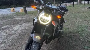 Honda CB 1000 R + Neo Sport Cafè (2019 - 20)  (2)