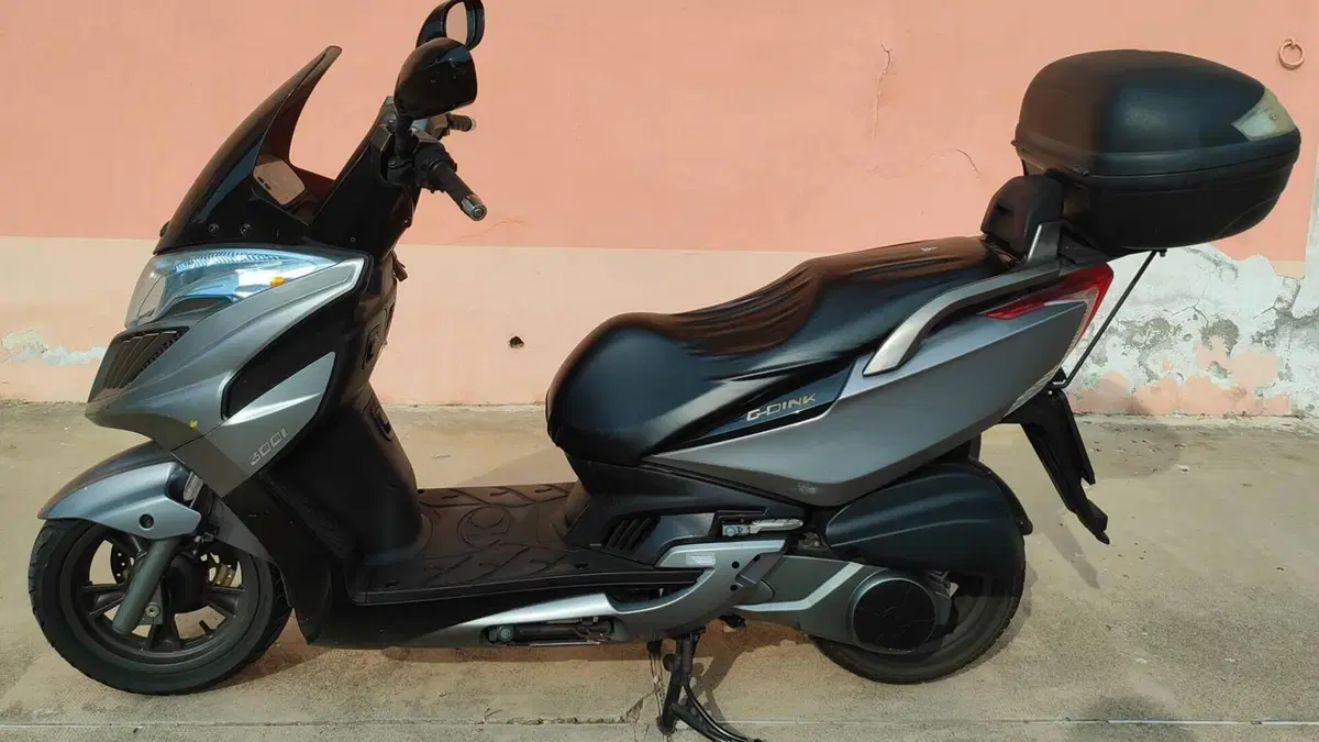 Kymco G-Dink 300i (2011 - 17)  (2)
