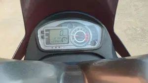 Kymco G-Dink 300i (2011 - 17)  (3)