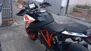 KTM 1290 Super Duke GT (2019 - 20) 