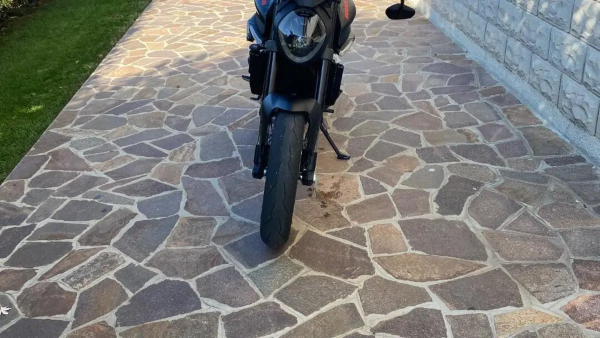 Ducati Monster 937 (2021 - 25)  (3)