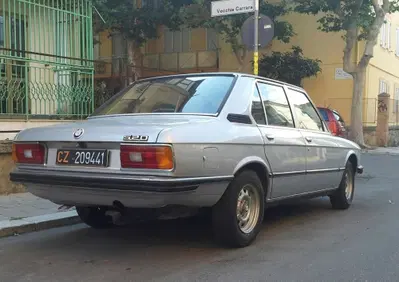 BMW 520  (8)