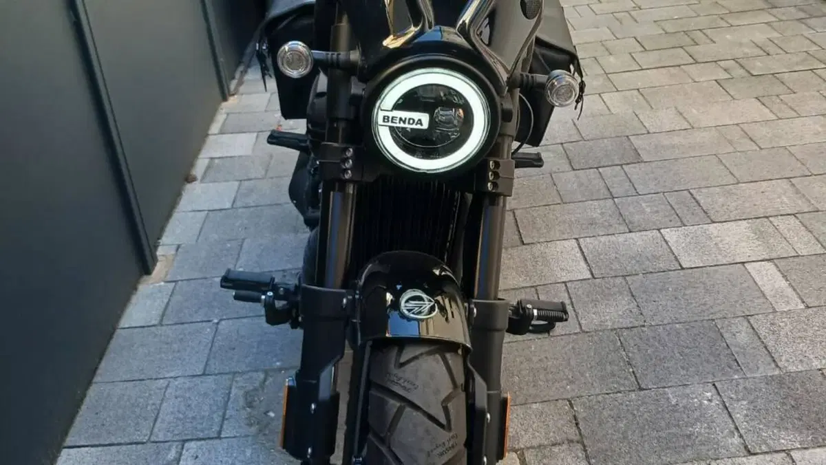 Keeway Motor V302 C (2022 - 26)  (5)