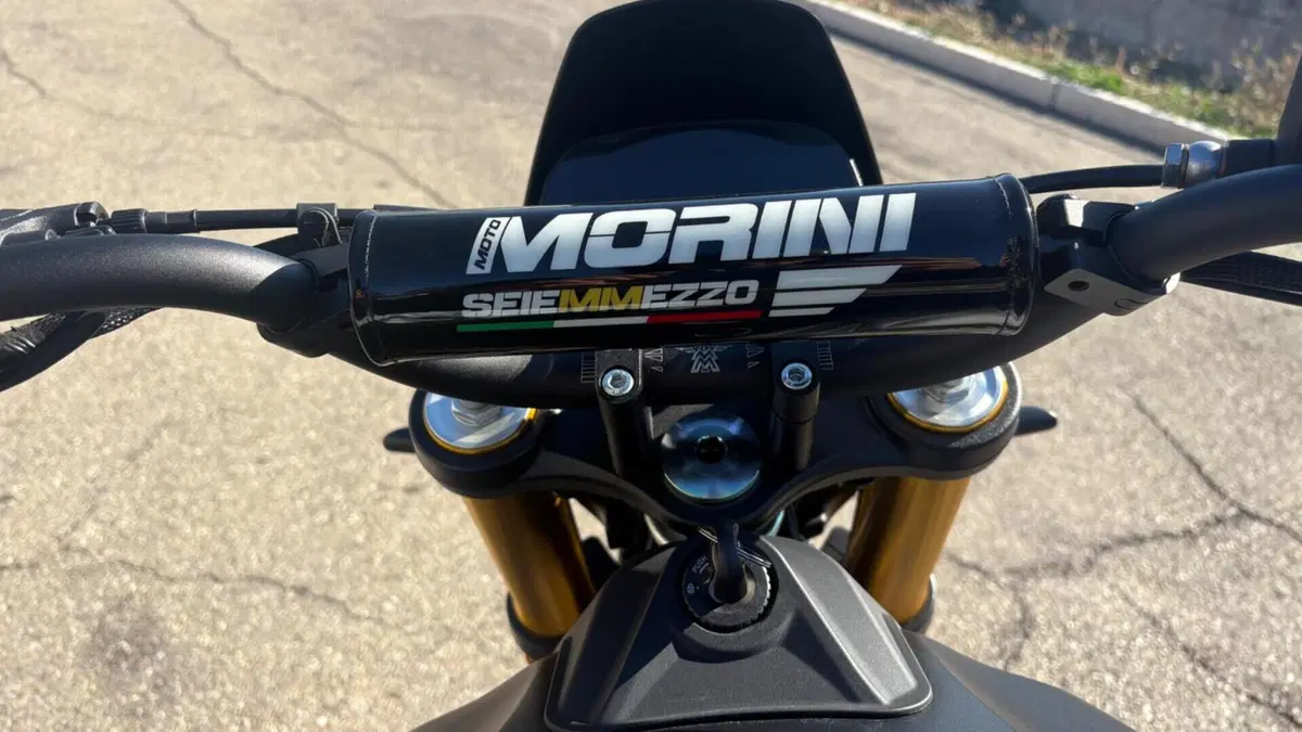 Moto Morini SEIEMMEZZO SCR (2022 - 26)  (4)