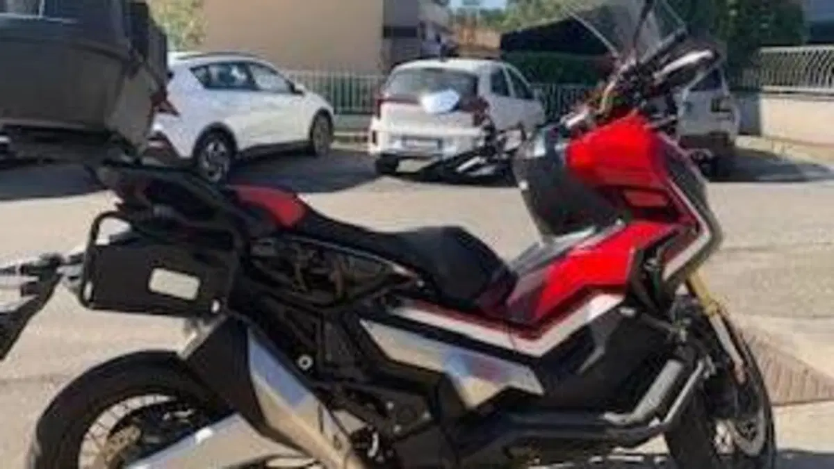Honda X-ADV 750 (2018 - 20)  (2)