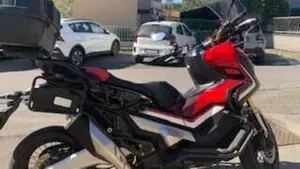 Honda X-ADV 750 (2018 - 20)  (2)