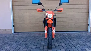 KTM 690 SMC R (2023 - 25)  (3)