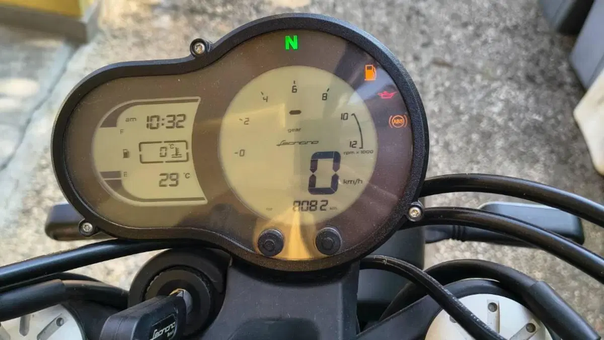Benelli Leoncino 500 ABS (2017 - 20) 
