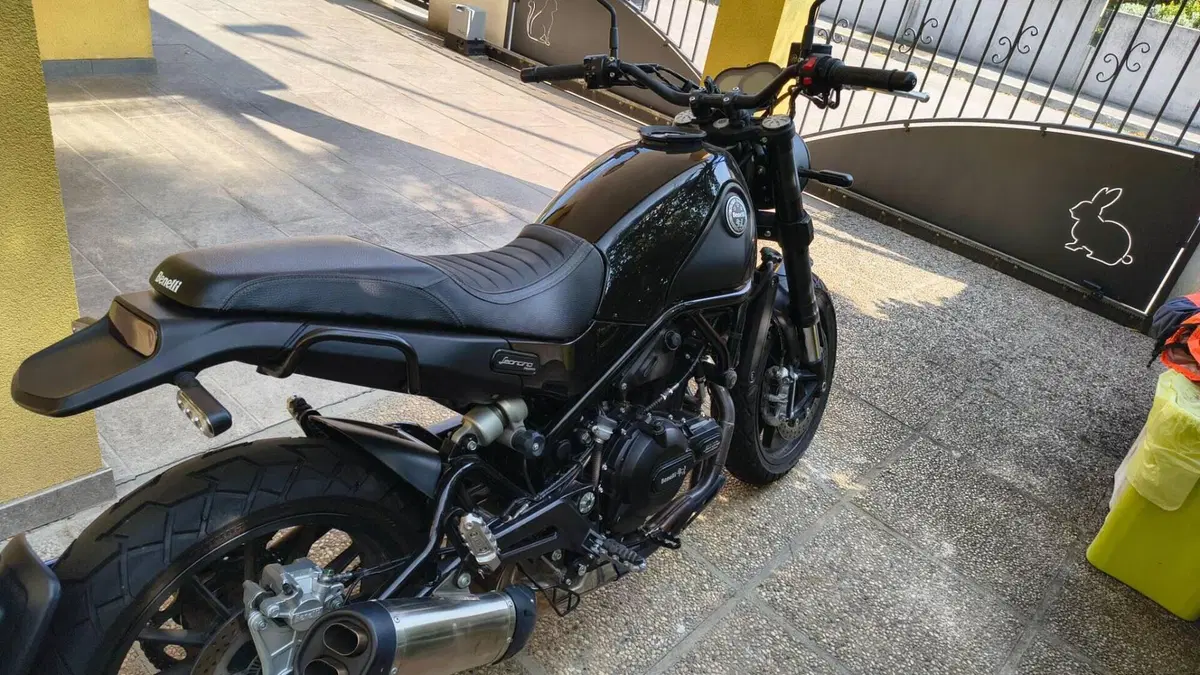 Benelli Leoncino 500 ABS (2017 - 20)  (7)