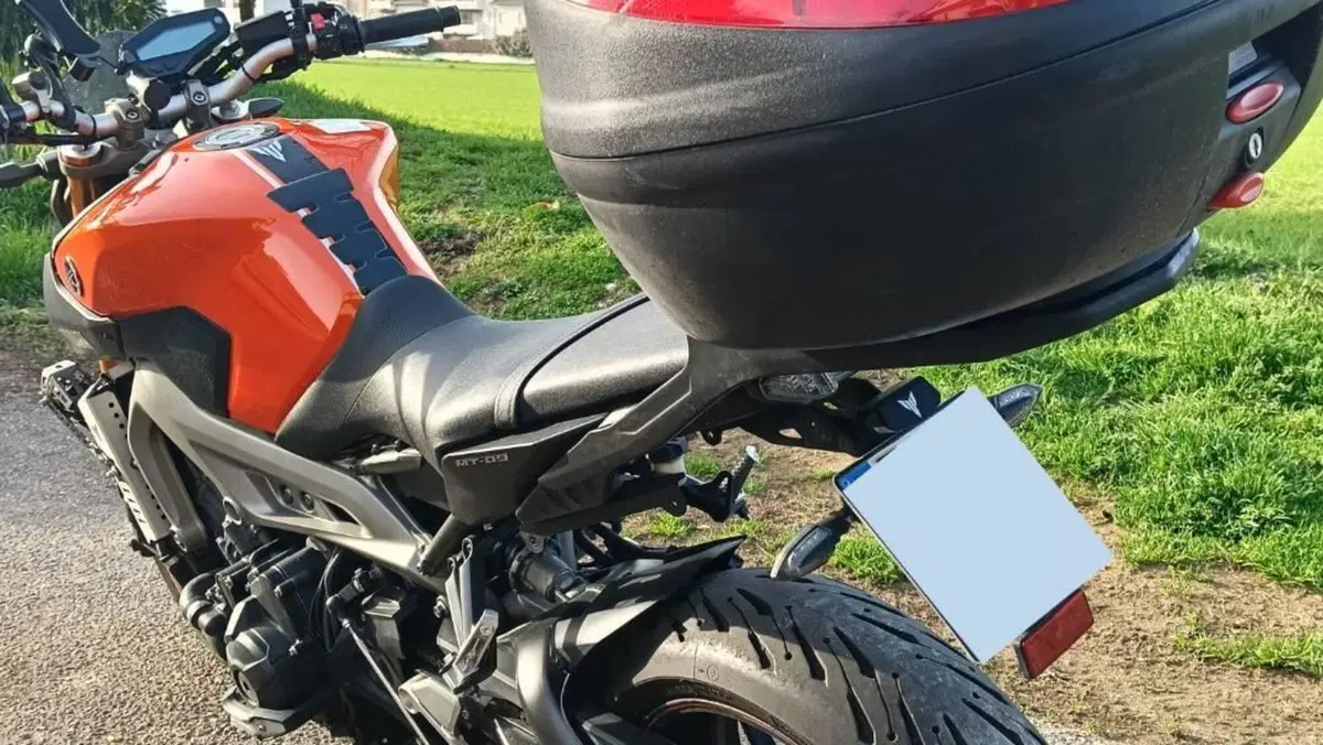 Yamaha MT-09 ABS (2013 - 15)  (4)