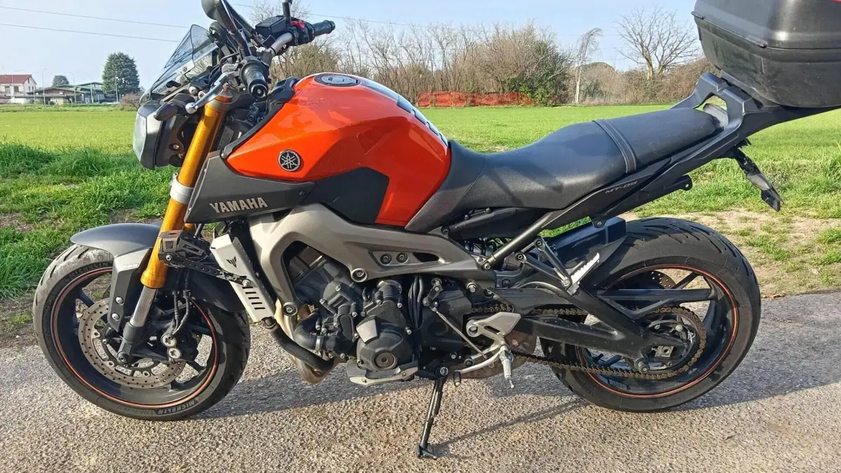 Yamaha MT-09 ABS (2013 - 15)  (3)