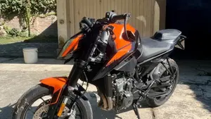 KTM 890 Duke (2021 - 23) 