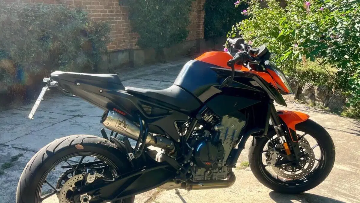 KTM 890 Duke (2021 - 23)  (2)