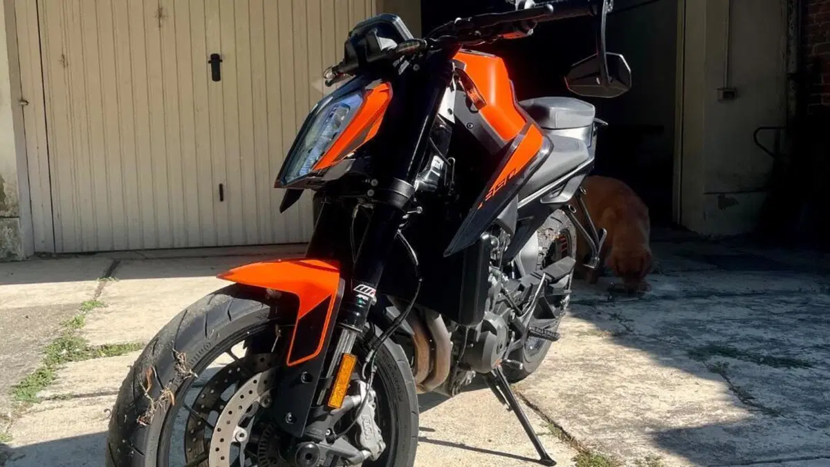 KTM 890 Duke (2021 - 23)  (3)