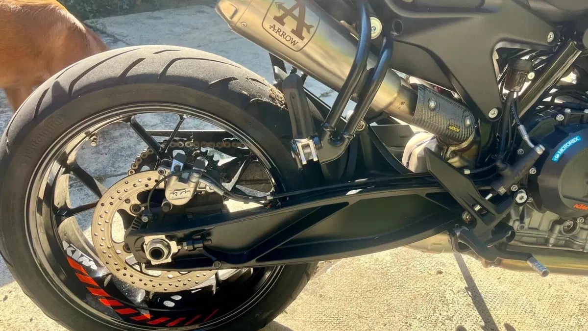 KTM 890 Duke (2021 - 23)  (8)