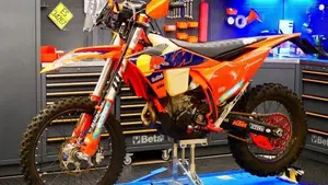 KTM 450 EXC-F Six Days (2024)  (6)