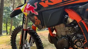 KTM 450 EXC-F Six Days (2024)  (8)