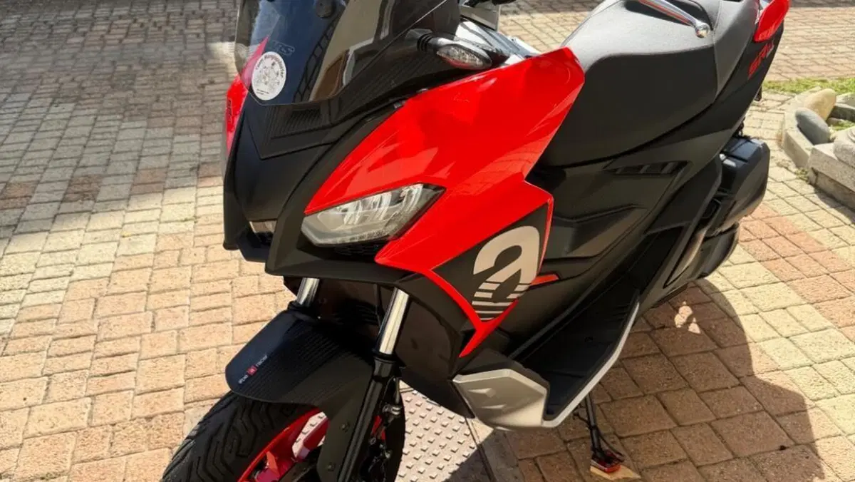 Aprilia SR GT 200 (2022 - 24)  (4)