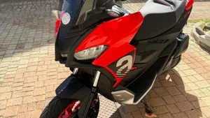 Aprilia SR GT 200 (2022 - 24)  (4)