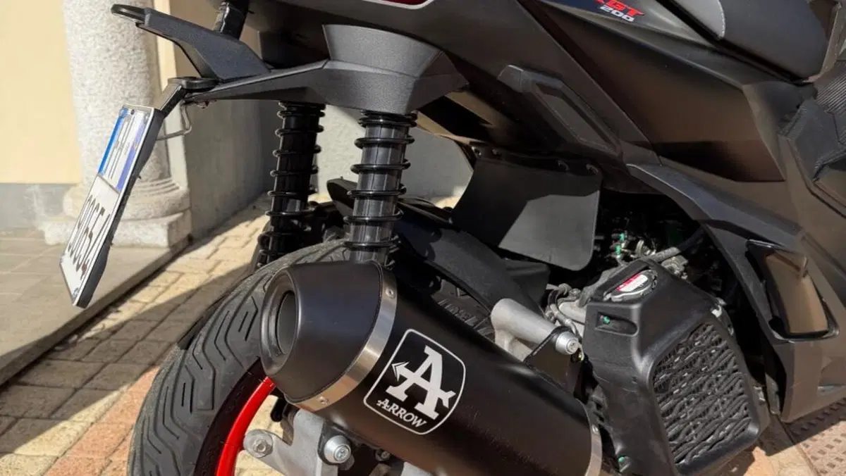 Aprilia SR GT 200 (2022 - 24)  (6)