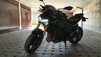 Kawasaki Z 900 SE (2022 - 24) usata