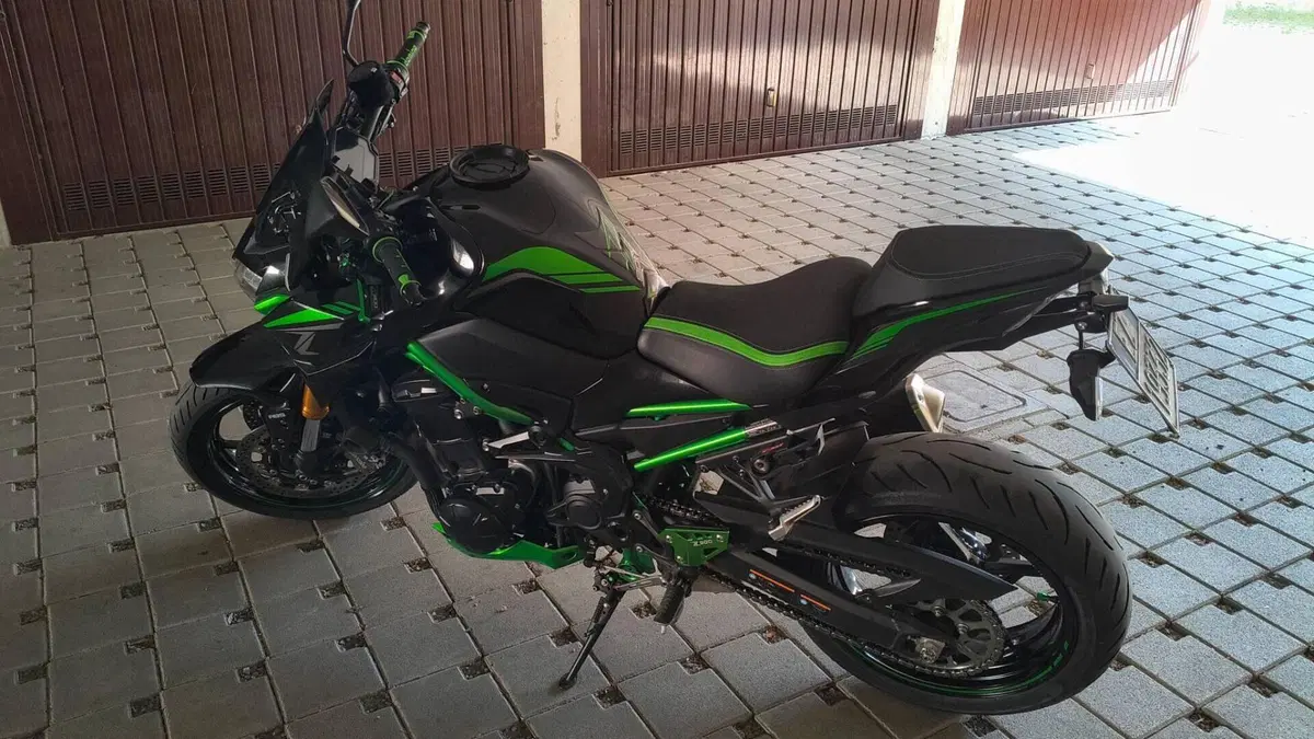 Kawasaki Z 900 SE (2022 - 24)  (3)