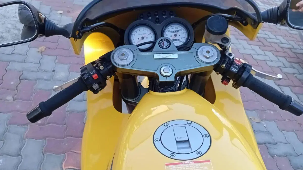 Moto Guzzi   (5)