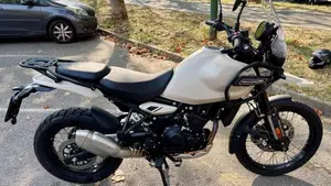 Royal Enfield Himalayan 450 (2024 - 26)  (2)