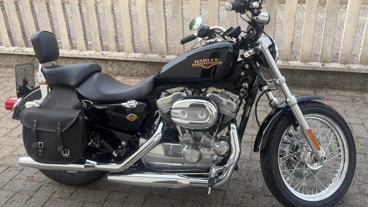 Harley-Davidson 883 Low (2008 - 12) - XL 883L 