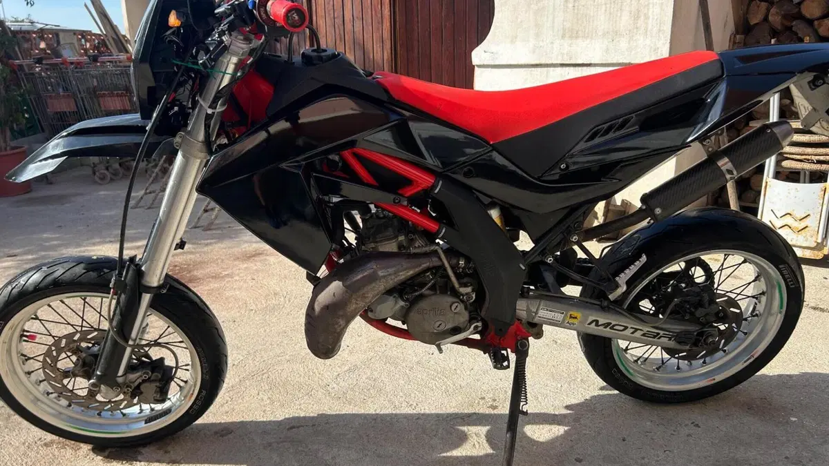 Aprilia SX 125 (2007 - 13)  (2)
