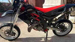 Aprilia SX 125 (2007 - 13)  (2)