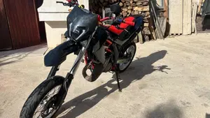 Aprilia SX 125 (2007 - 13)  (4)