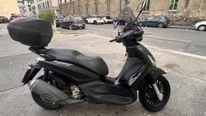Piaggio Beverly 300 i.e. (2010 - 16)  (2)