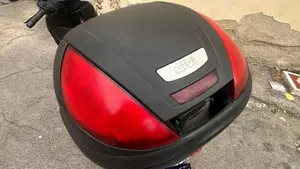 Piaggio Beverly 300 i.e. (2010 - 16)  (4)