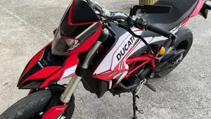 Ducati Hypermotard 821 (2013 - 15)  (2)