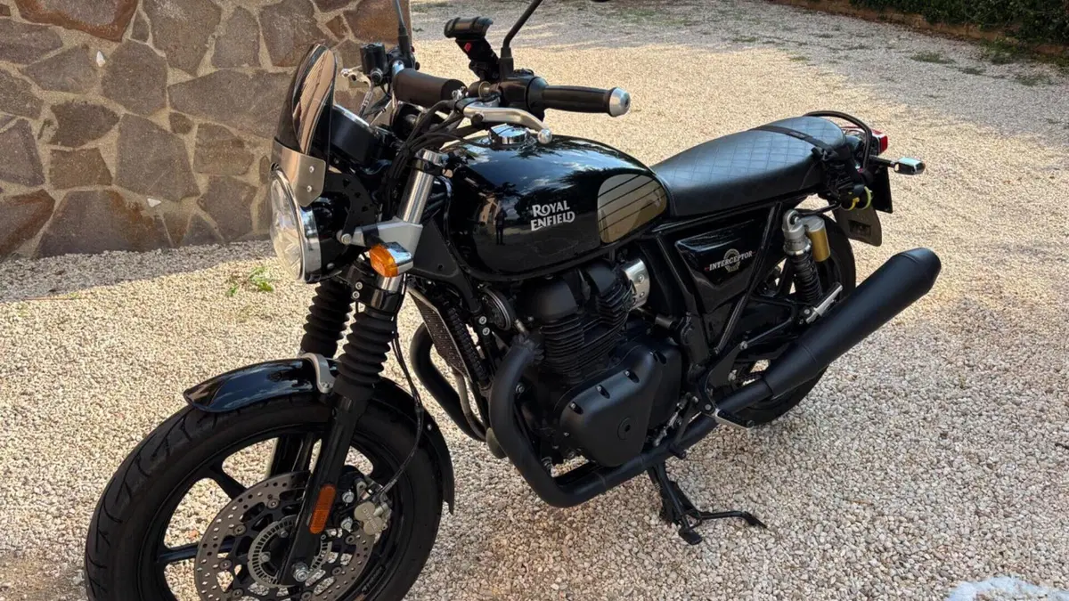 Royal Enfield Interceptor 650 (2021 - 26)  (11)