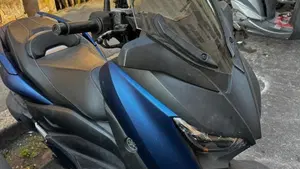 Yamaha X-Max 400 ABS (2017 - 20) 