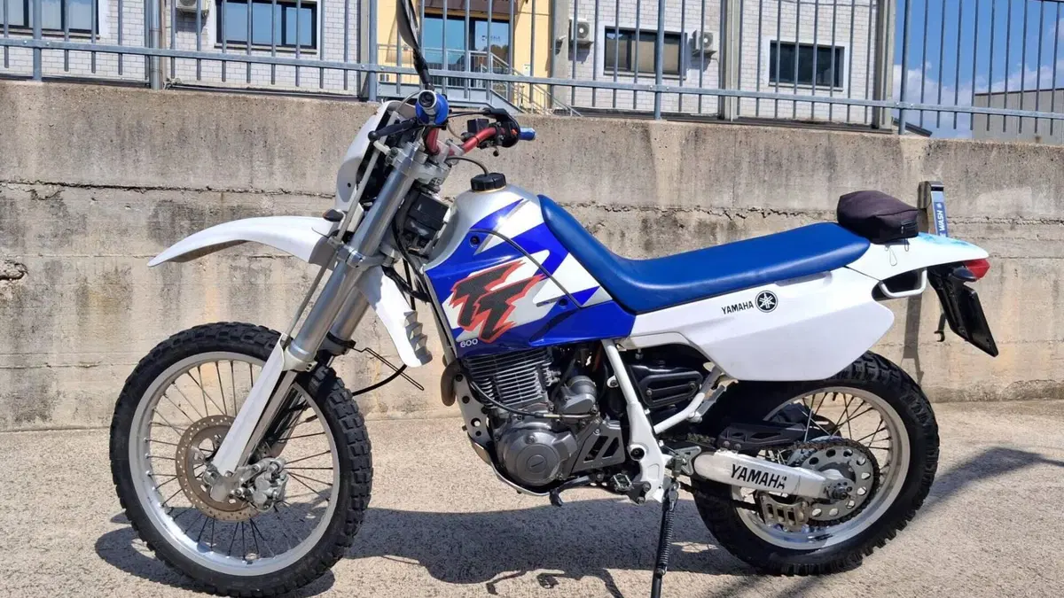 Yamaha TT 600 E (1994 - 03)  (3)