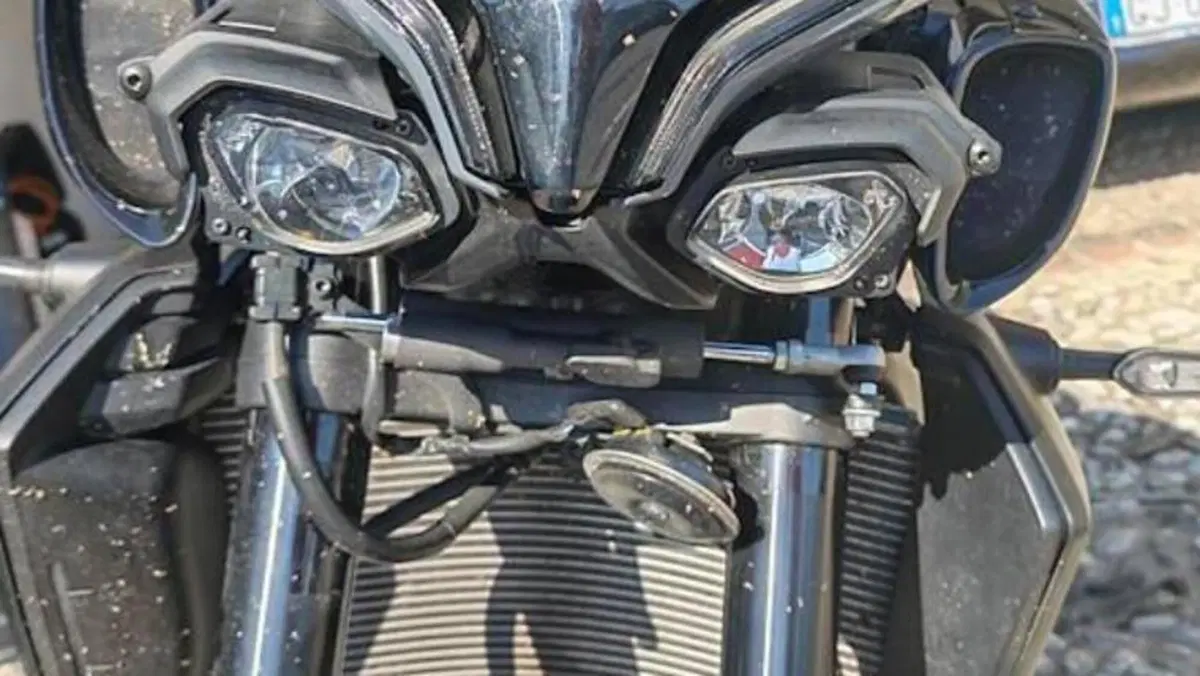 Yamaha MT-10 (2022 - 26)  (6)