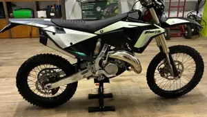 Fantic Motor XE 125 Black Edition (2024)  (6)