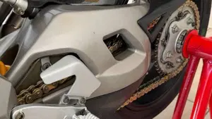 MV Agusta Brutale 910 R (2006 - 11)  (9)