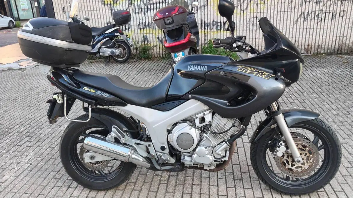 Yamaha TDM 850 (1996 - 01)  (3)