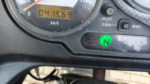 Yamaha TDM 850 (1996 - 01)  (5)