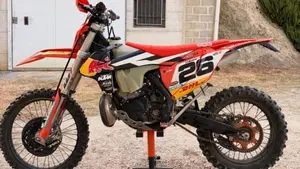 KTM 300 EXC E (2017)  (2)