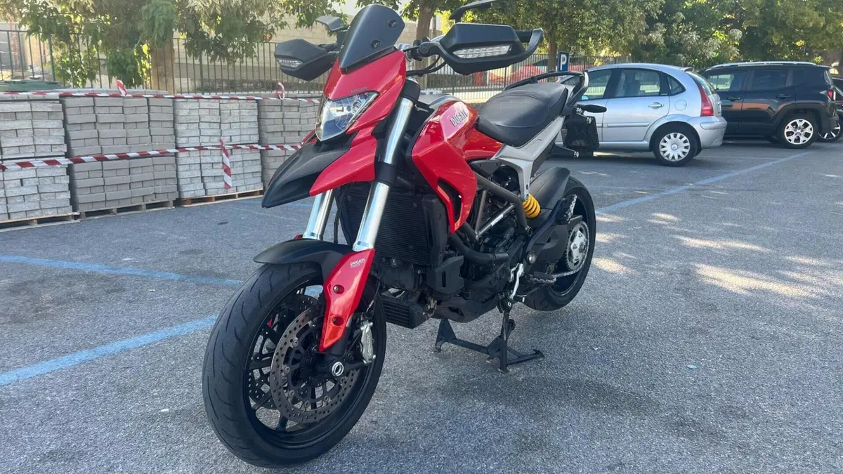 Ducati Hyperstrada 939 (2016 - 18)  (6)