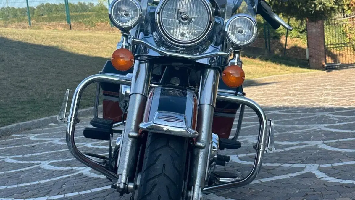 Harley-Davidson 1584 Road King Classic (2007 - 11) - FLHRCI  (5)