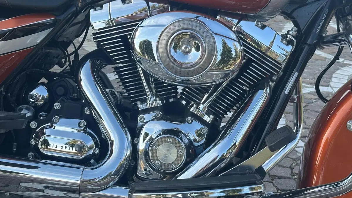 Harley-Davidson 1584 Road King Classic (2007 - 11) - FLHRCI  (9)