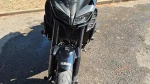 Yamaha MT-09 (2017 - 20)  (3)