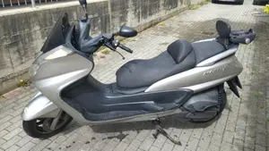 Yamaha Majesty 400 (2004 - 08) 